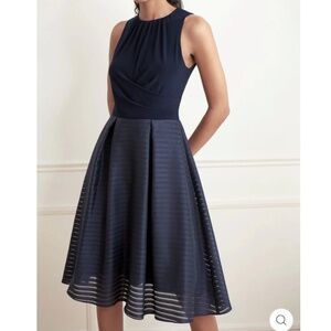 NWOT Midnight Blue Dress - M - Mixed media - size 8